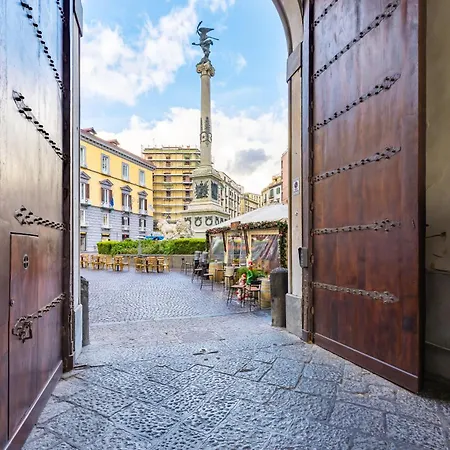 Direlo - Dependance Naples