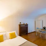 Direlo - Dependance Apartament *