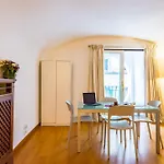 Apartament Direlo - Dependance Neapol